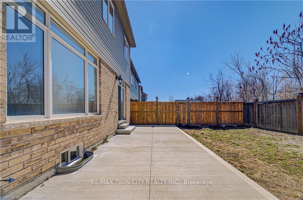 524 Linden Drive, Cambridge, Ontario  N3H 5L5 - Photo 47 - X12903028