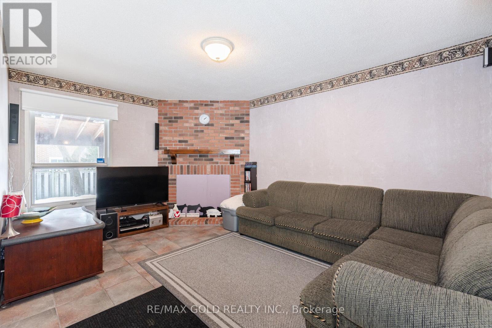 29 Brydon Crescent, Brampton, Ontario  L6X 3K2 - Photo 18 - W12989510