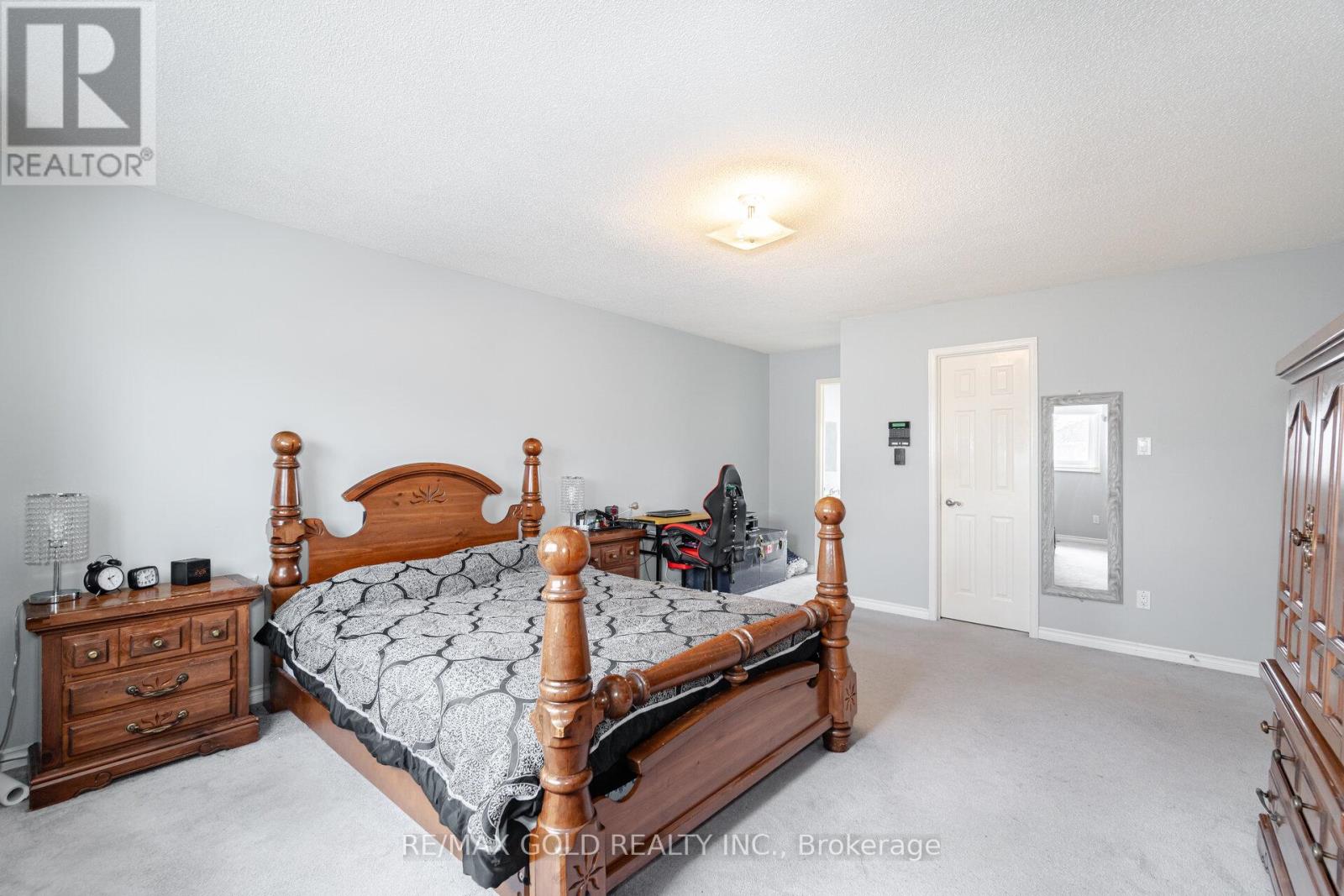 29 Brydon Crescent, Brampton, Ontario  L6X 3K2 - Photo 27 - W12989510