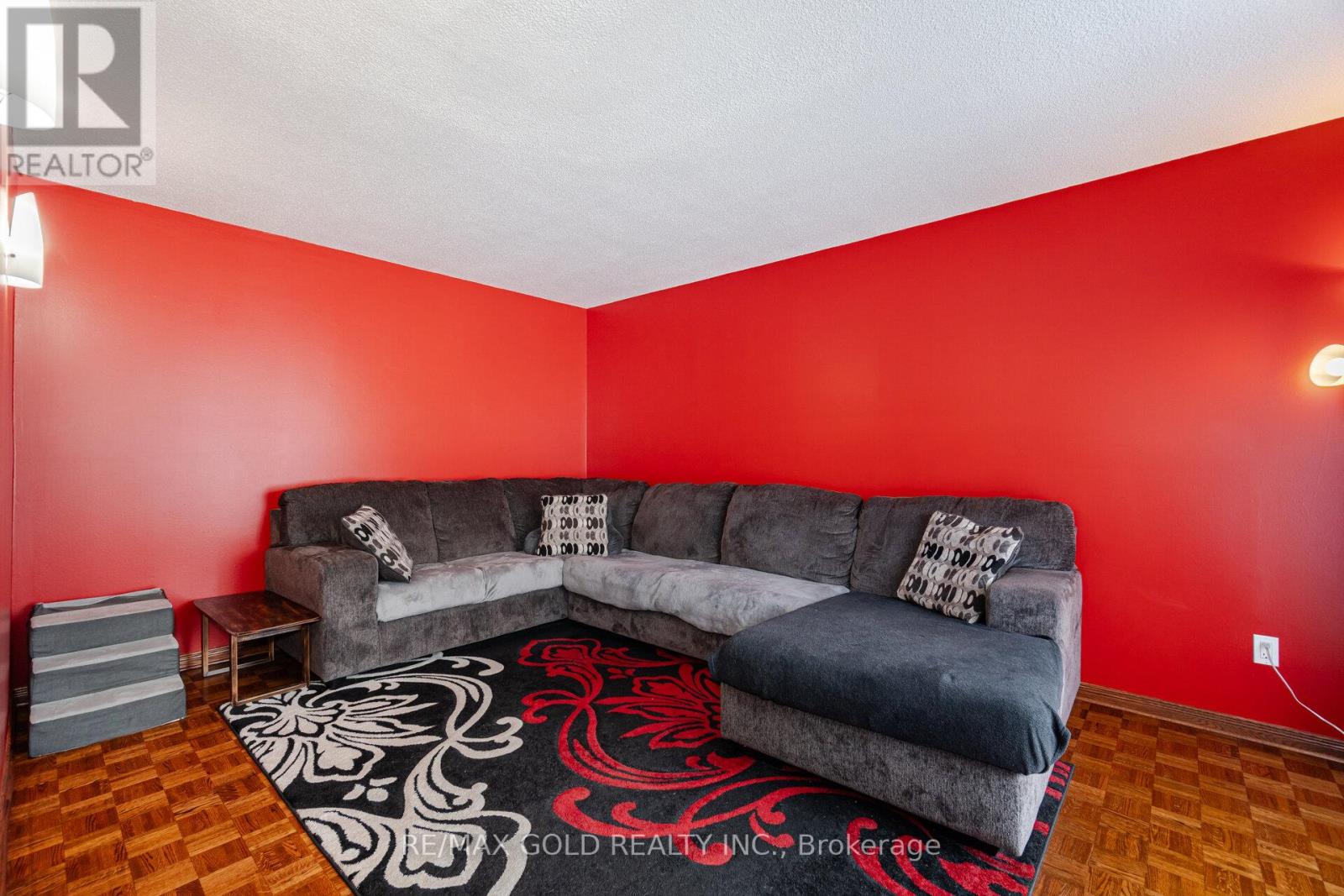 29 Brydon Crescent, Brampton, Ontario  L6X 3K2 - Photo 6 - W12989510