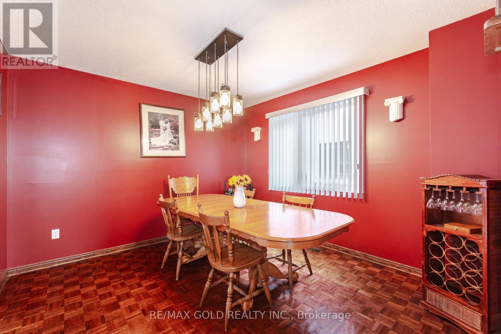 29 Brydon Crescent, Brampton, Ontario  L6X 3K2 - Photo 9 - W12989510