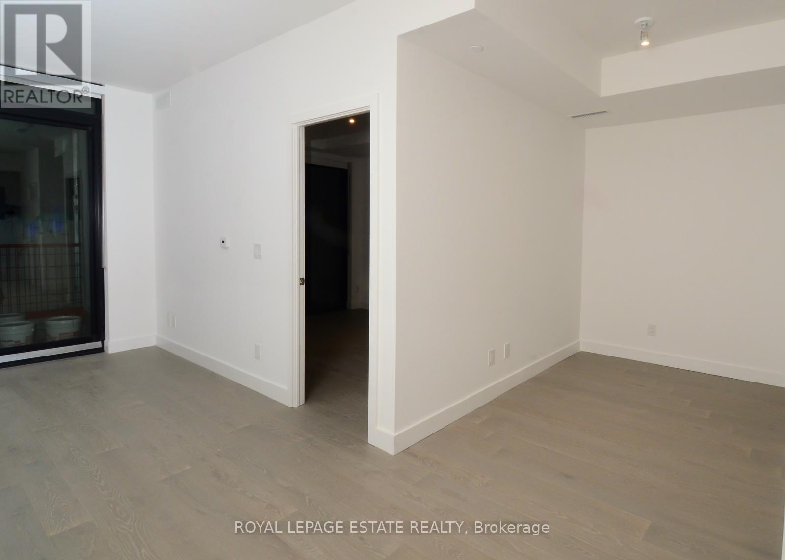 406 - 160 Kingsway Crescent, Toronto, Ontario  M8X 2S4 - Photo 5 - W12989512