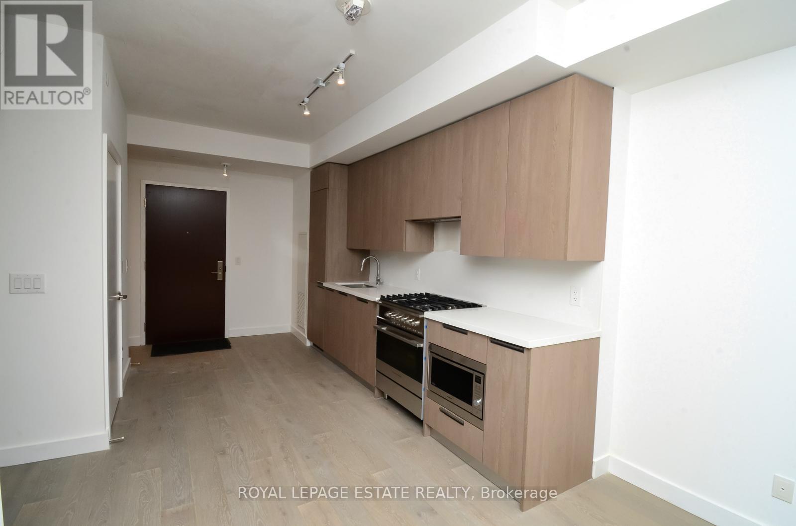 406 - 160 Kingsway Crescent, Toronto, Ontario  M8X 2S4 - Photo 9 - W12989512