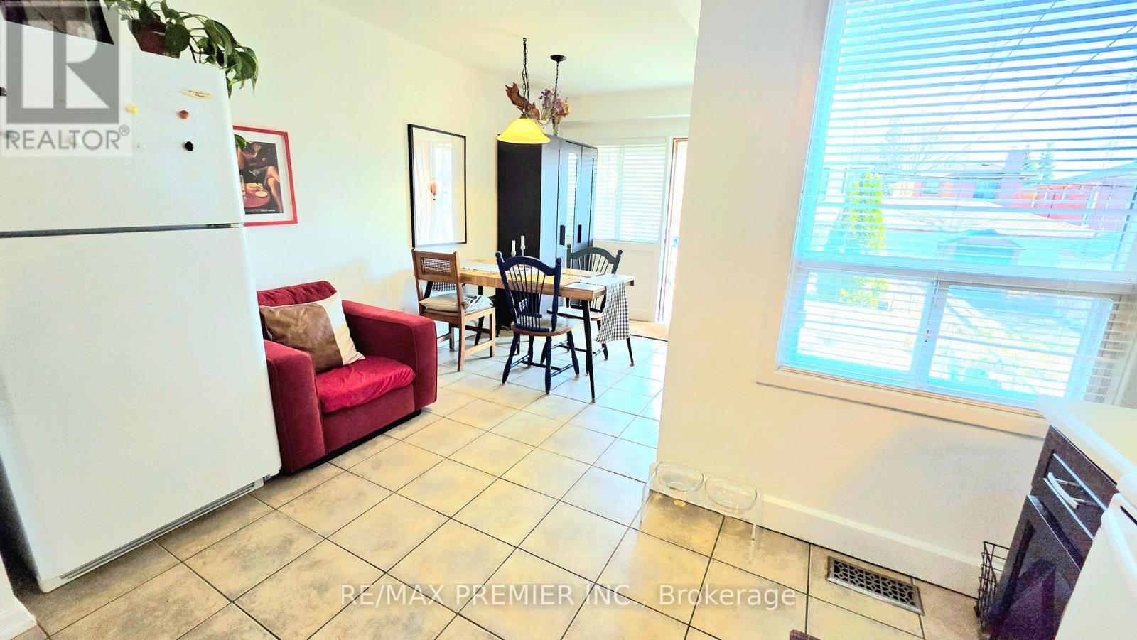 75 Auburn Avenue, Toronto, Ontario  M6H 2L8 - Photo 26 - W12989516