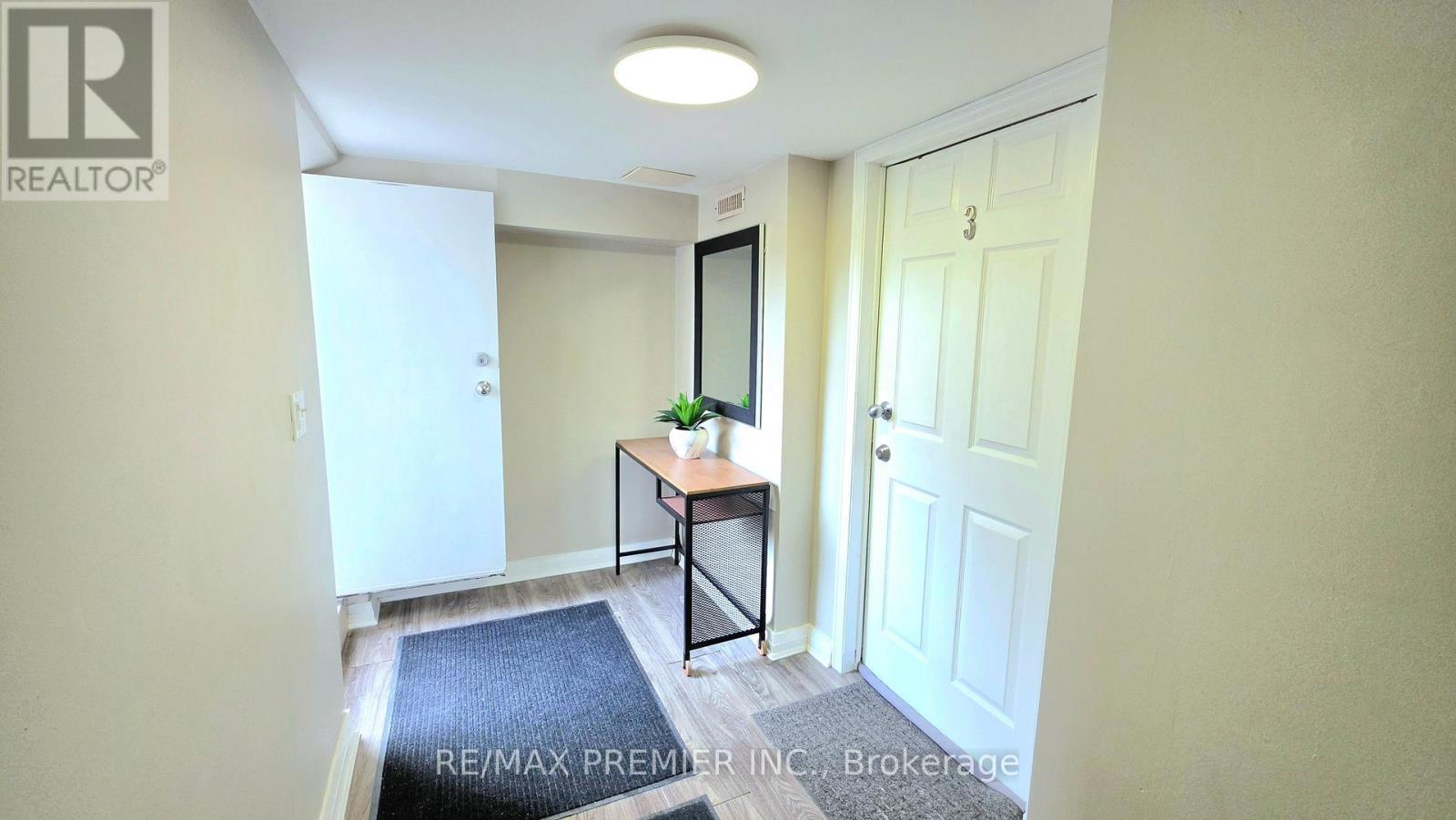 75 Auburn Avenue, Toronto, Ontario  M6H 2L8 - Photo 5 - W12989516