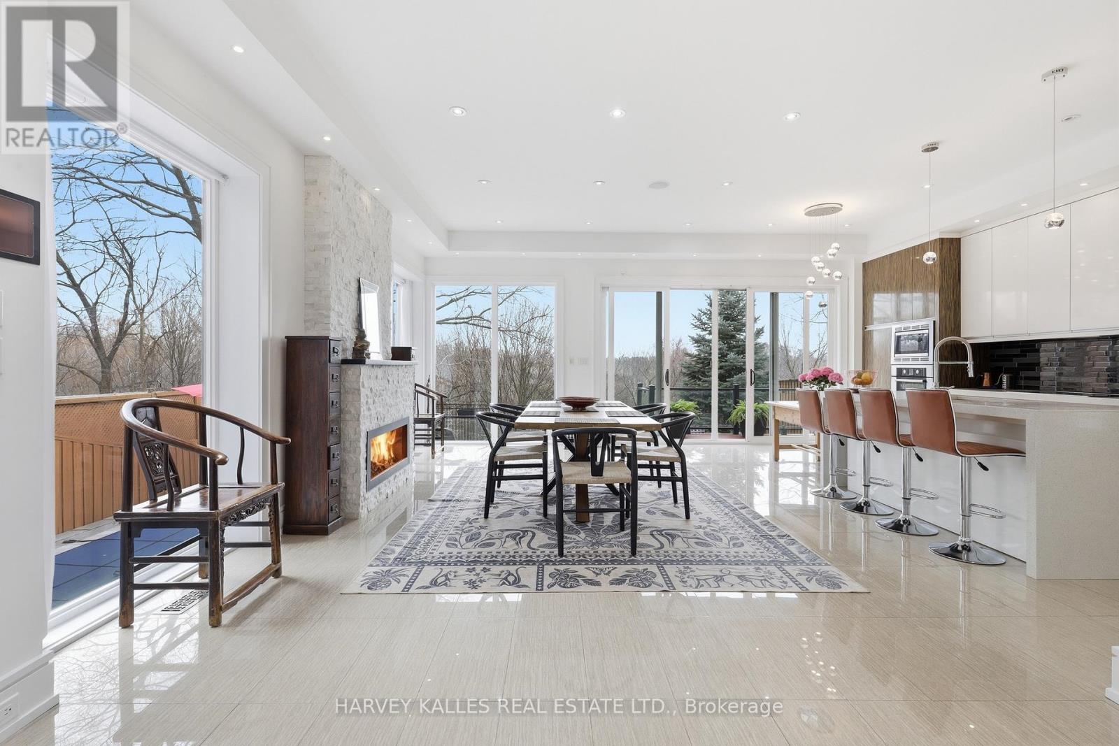 46 Ravenscrest Drive, Toronto, Ontario  M9B 5M7 - Photo 8 - W12989518