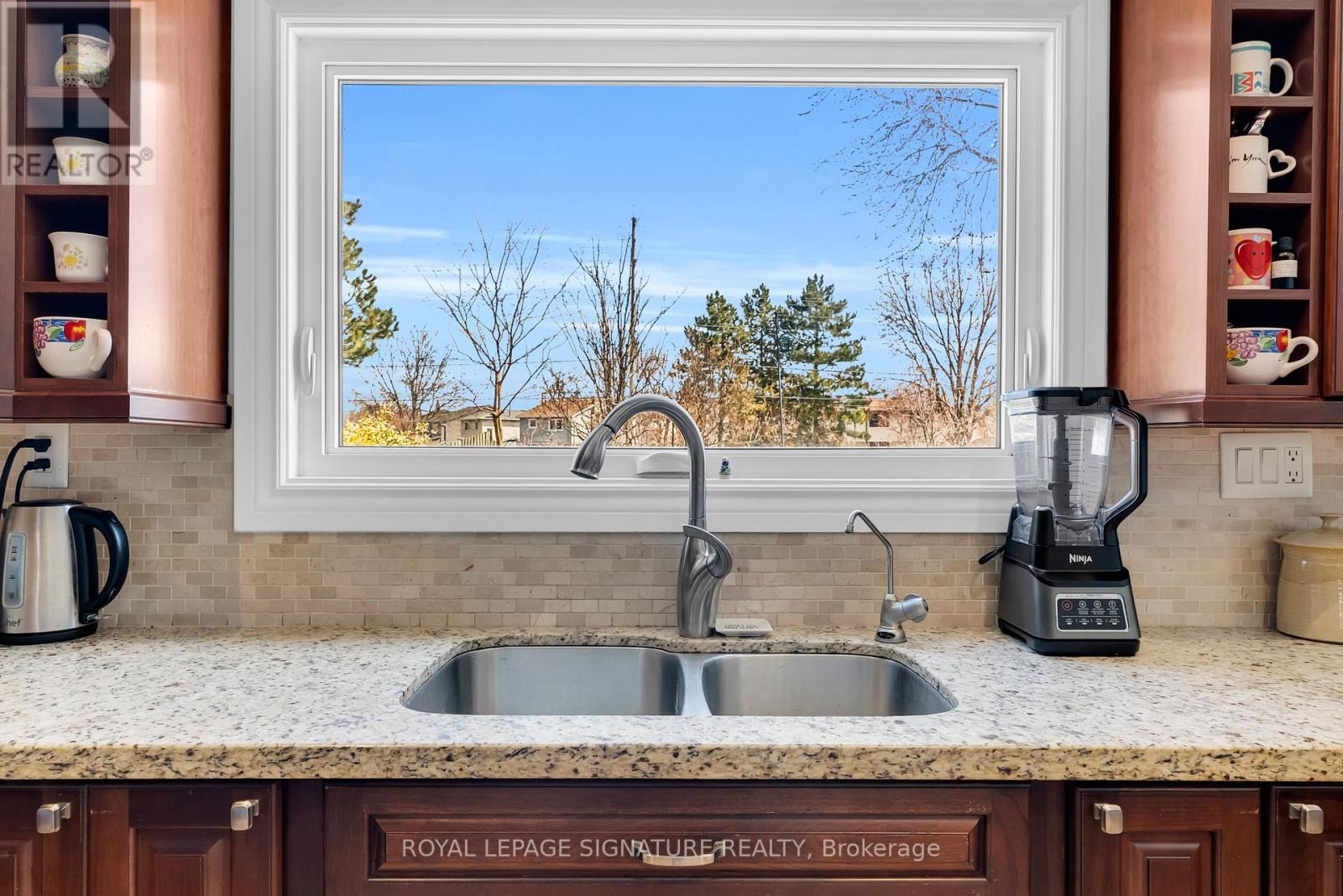 6539 Edenwood Drive, Mississauga, Ontario  L5N 3H2 - Photo 25 - W12989552