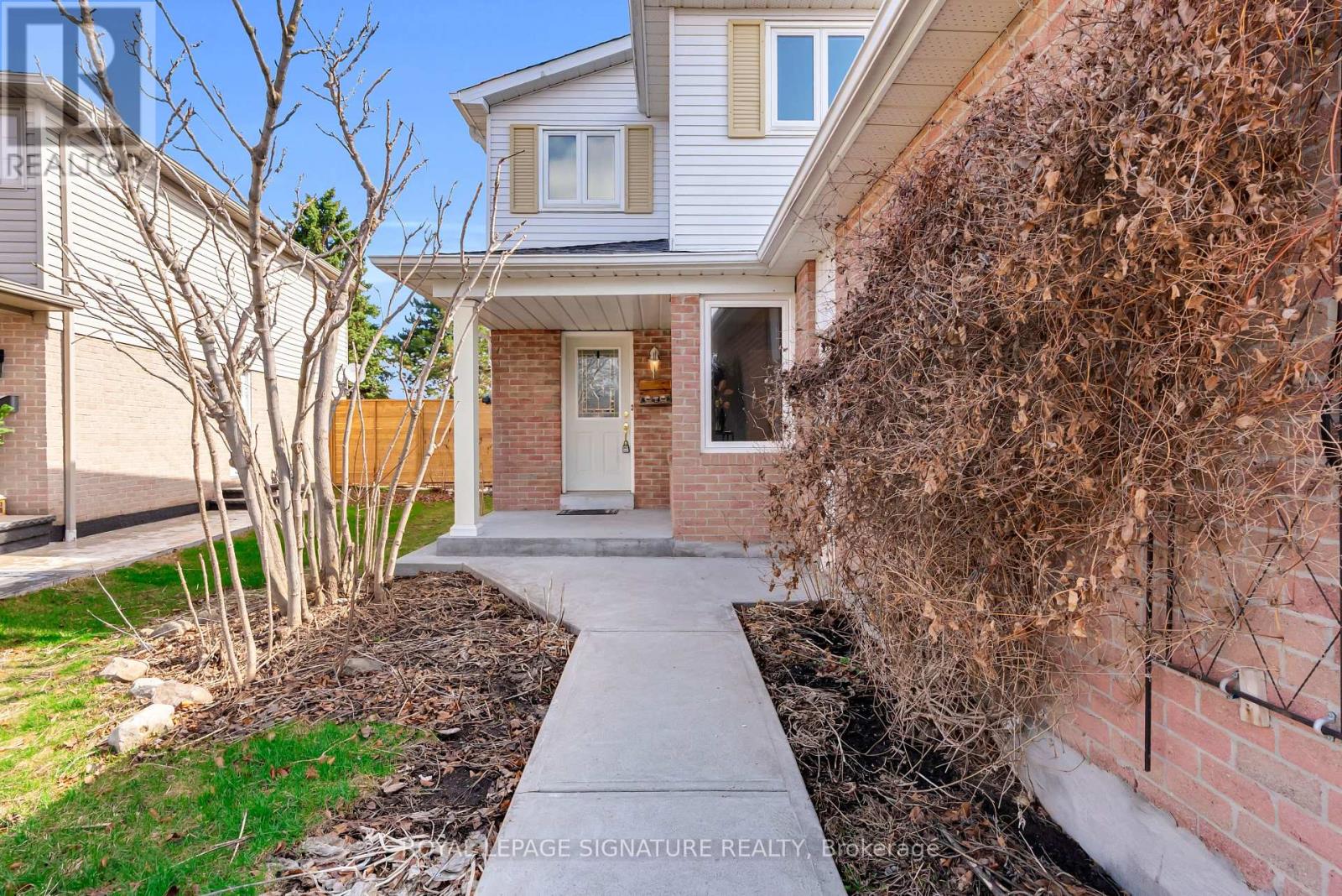 6539 Edenwood Drive, Mississauga, Ontario  L5N 3H2 - Photo 7 - W12989552