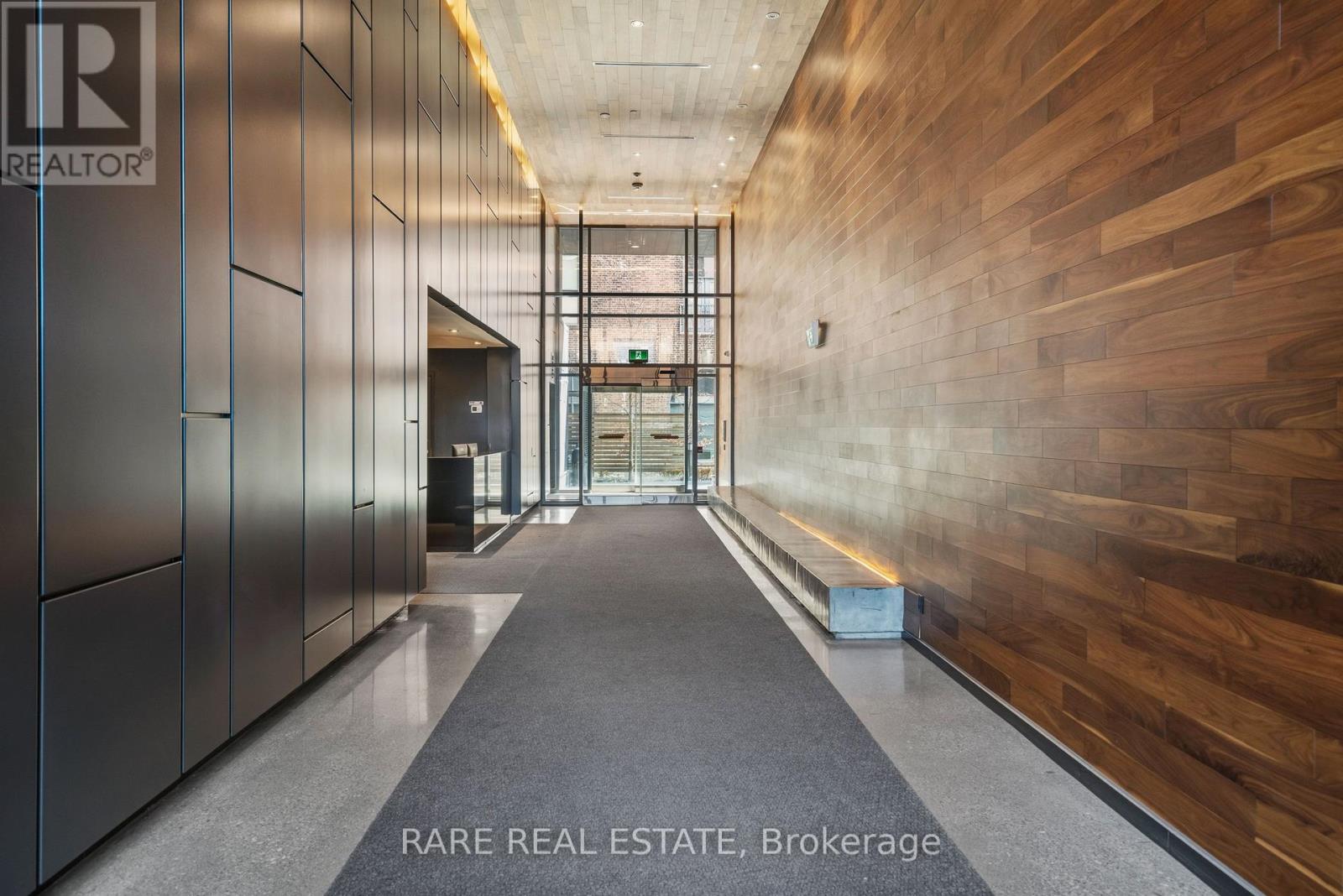 610 - 383 Sorauren Avenue, Toronto, Ontario  M6R 0A4 - Photo 2 - W12989564