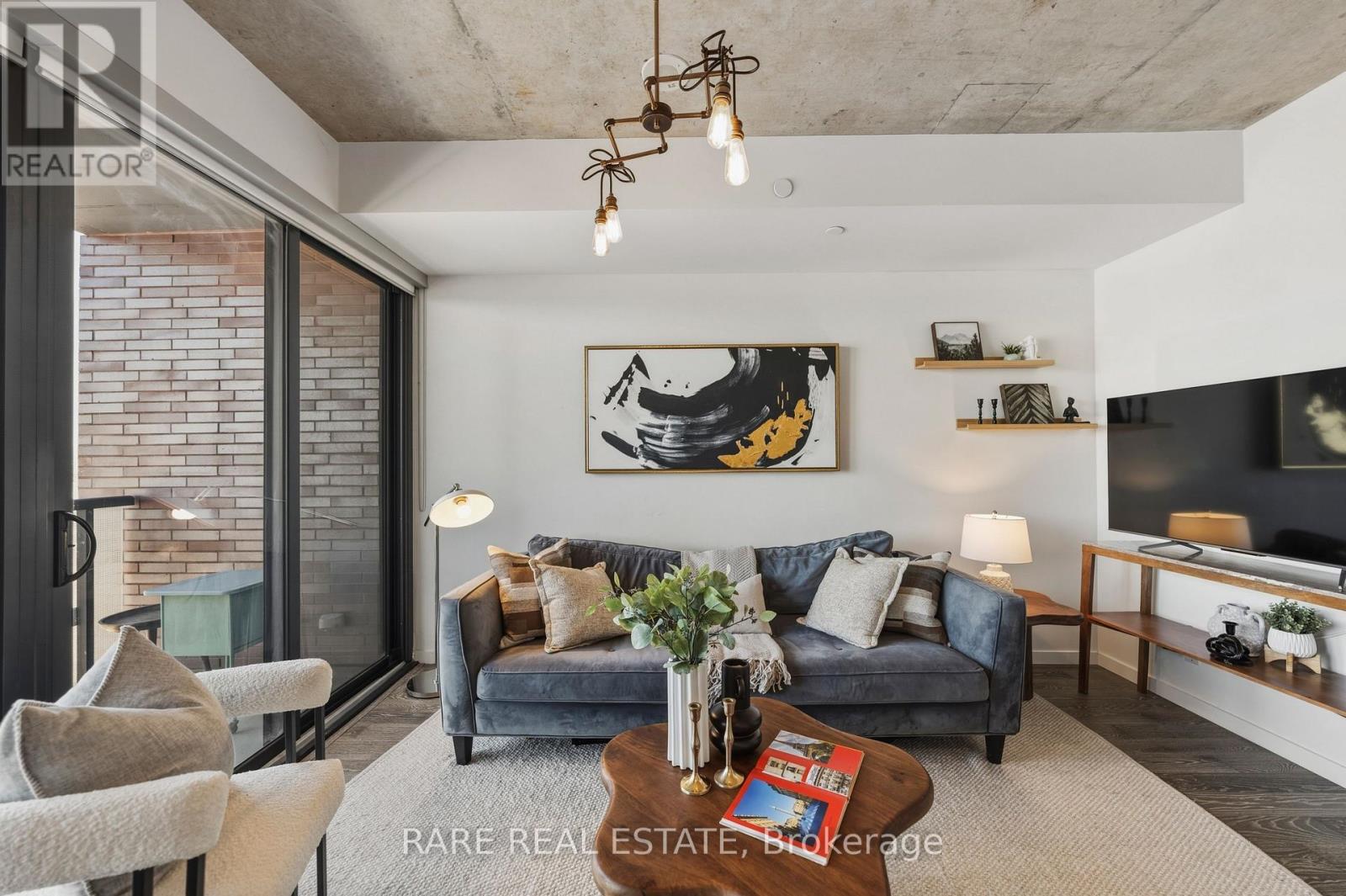 610 - 383 Sorauren Avenue, Toronto, Ontario  M6R 0A4 - Photo 6 - W12989564