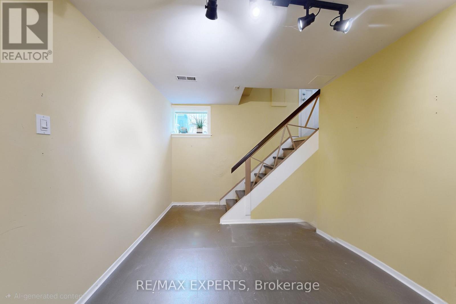 862 Glencairn Avenue, Toronto, Ontario  M6B 2A5 - Photo 4 - W12989568