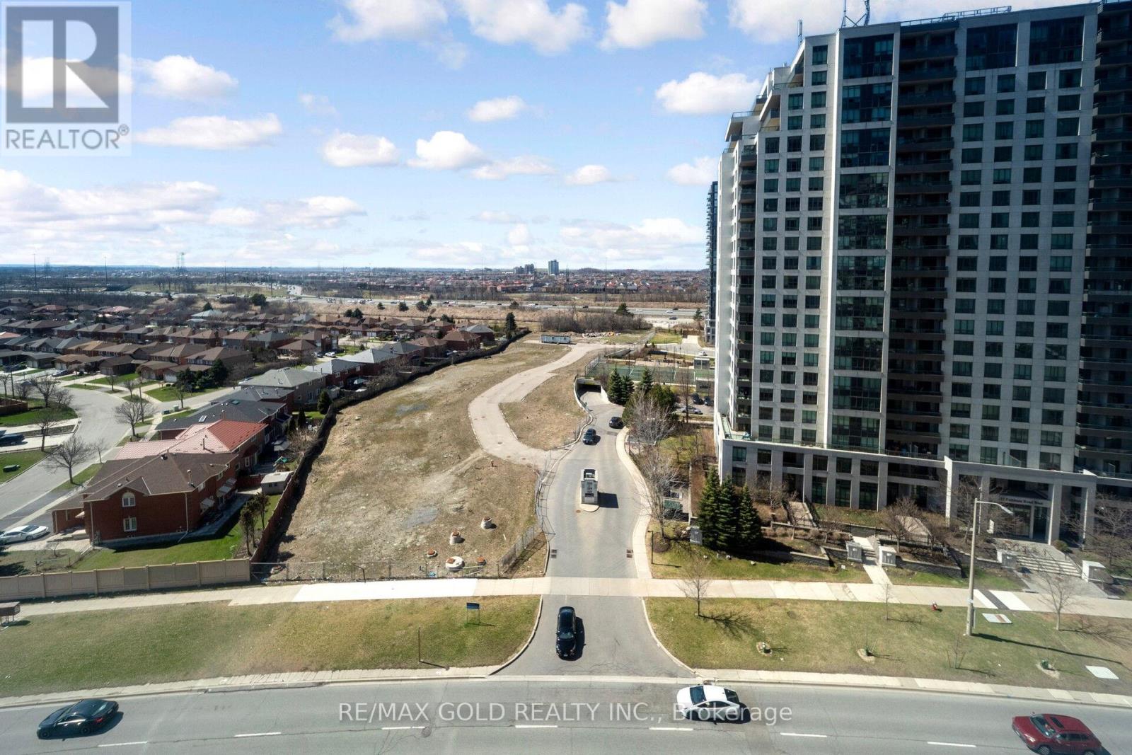 1406 - 350 Rathburn Road W, Mississauga, Ontario  L5B 3Y2 - Photo 13 - W12989602