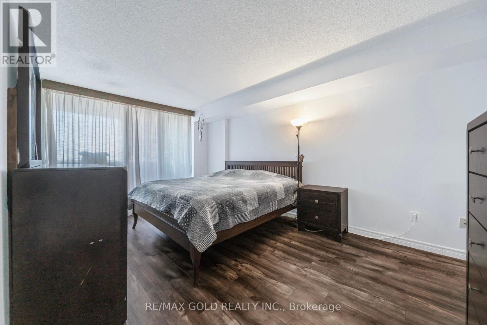 1406 - 350 Rathburn Road W, Mississauga, Ontario  L5B 3Y2 - Photo 22 - W12989602