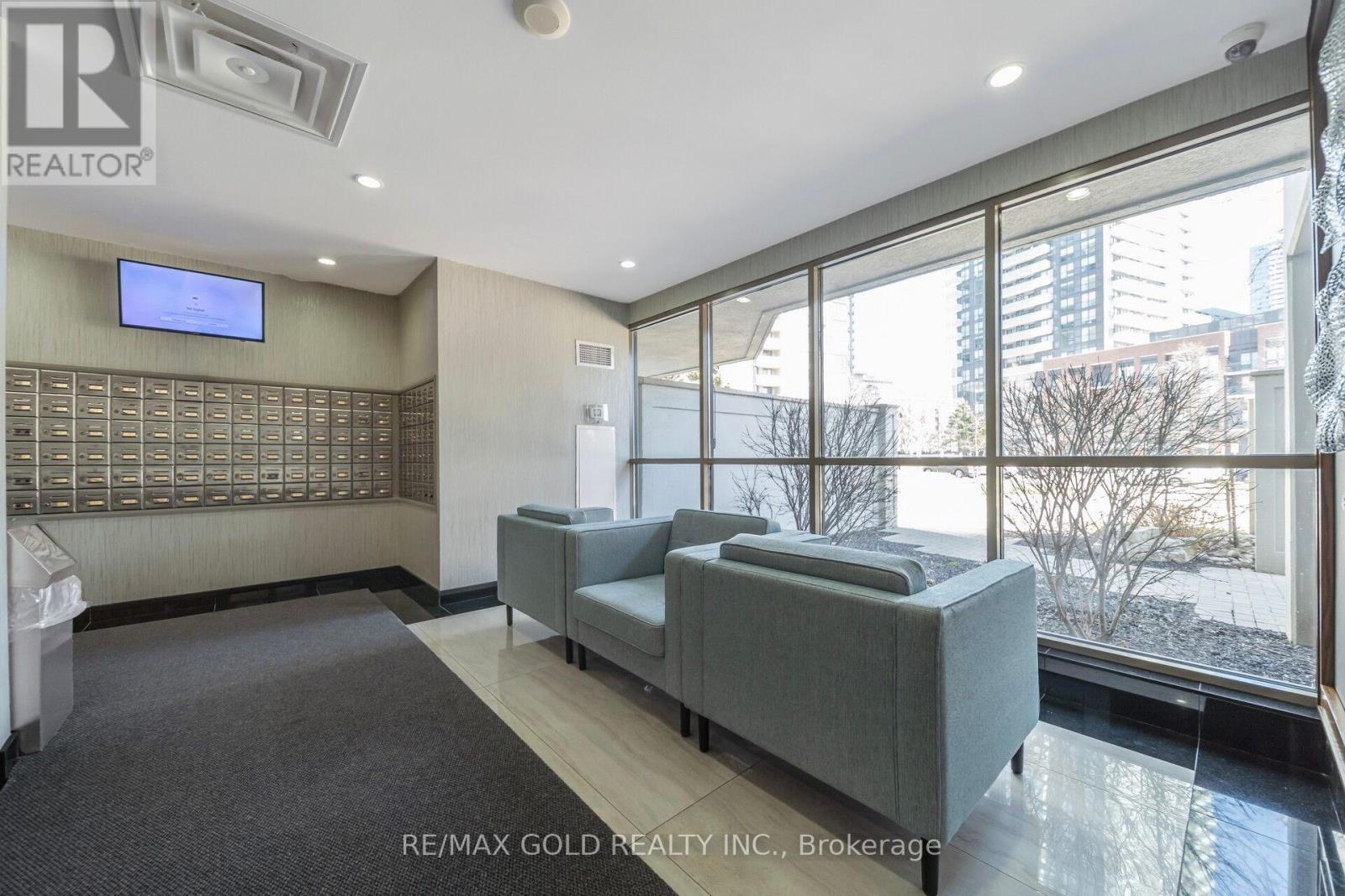 1406 - 350 Rathburn Road W, Mississauga, Ontario  L5B 3Y2 - Photo 5 - W12989602