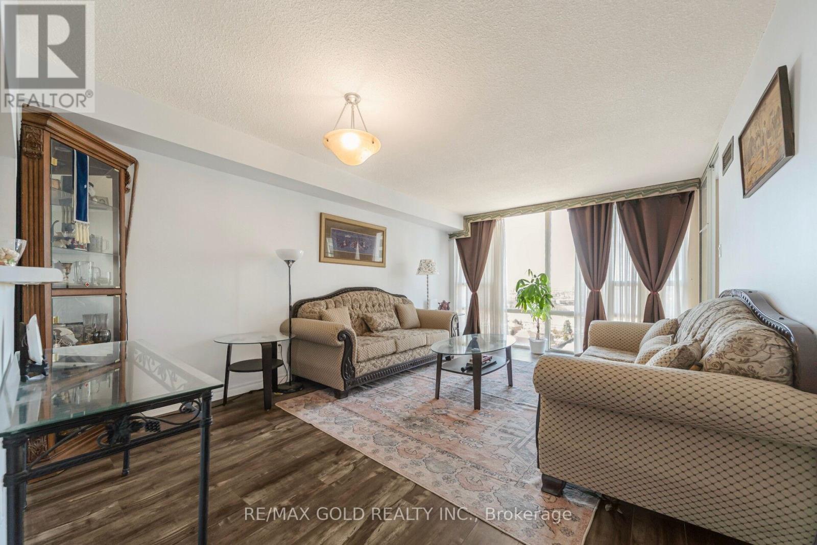 1406 - 350 Rathburn Road W, Mississauga, Ontario  L5B 3Y2 - Photo 9 - W12989602