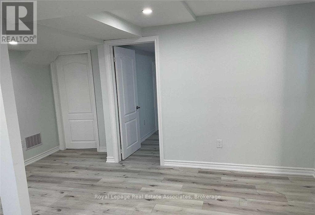 Bsmt - 75 Morningside Drive, Halton Hills, Ontario  L7G 0M1 - Photo 6 - W12989630