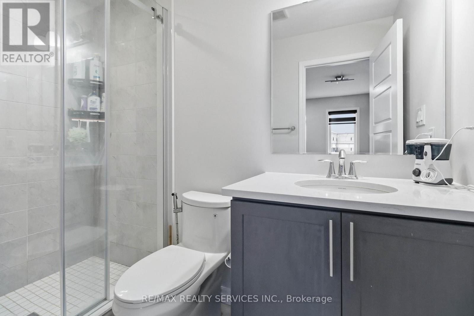 3494 Vernon Powell Drive, Oakville, Ontario  L6H 0X8 - Photo 20 - W12989658