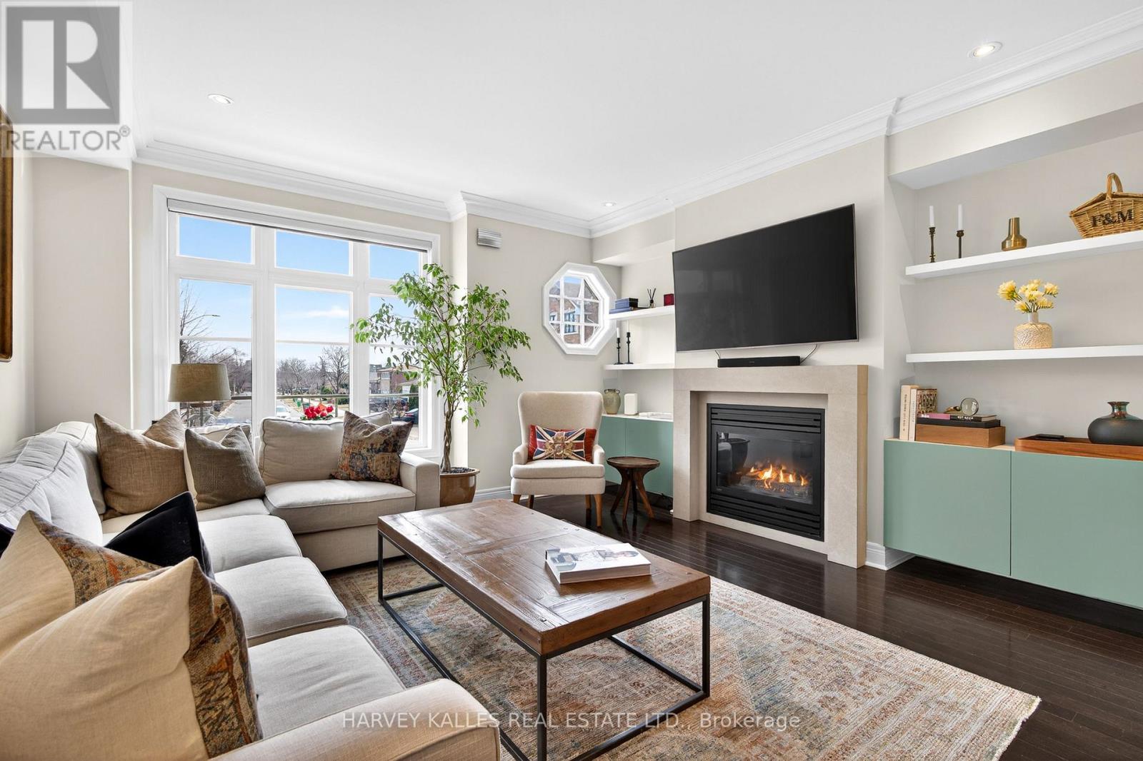 1815 Pagehurst Avenue, Mississauga, Ontario  L4X 1Y5 - Photo 9 - W12989664