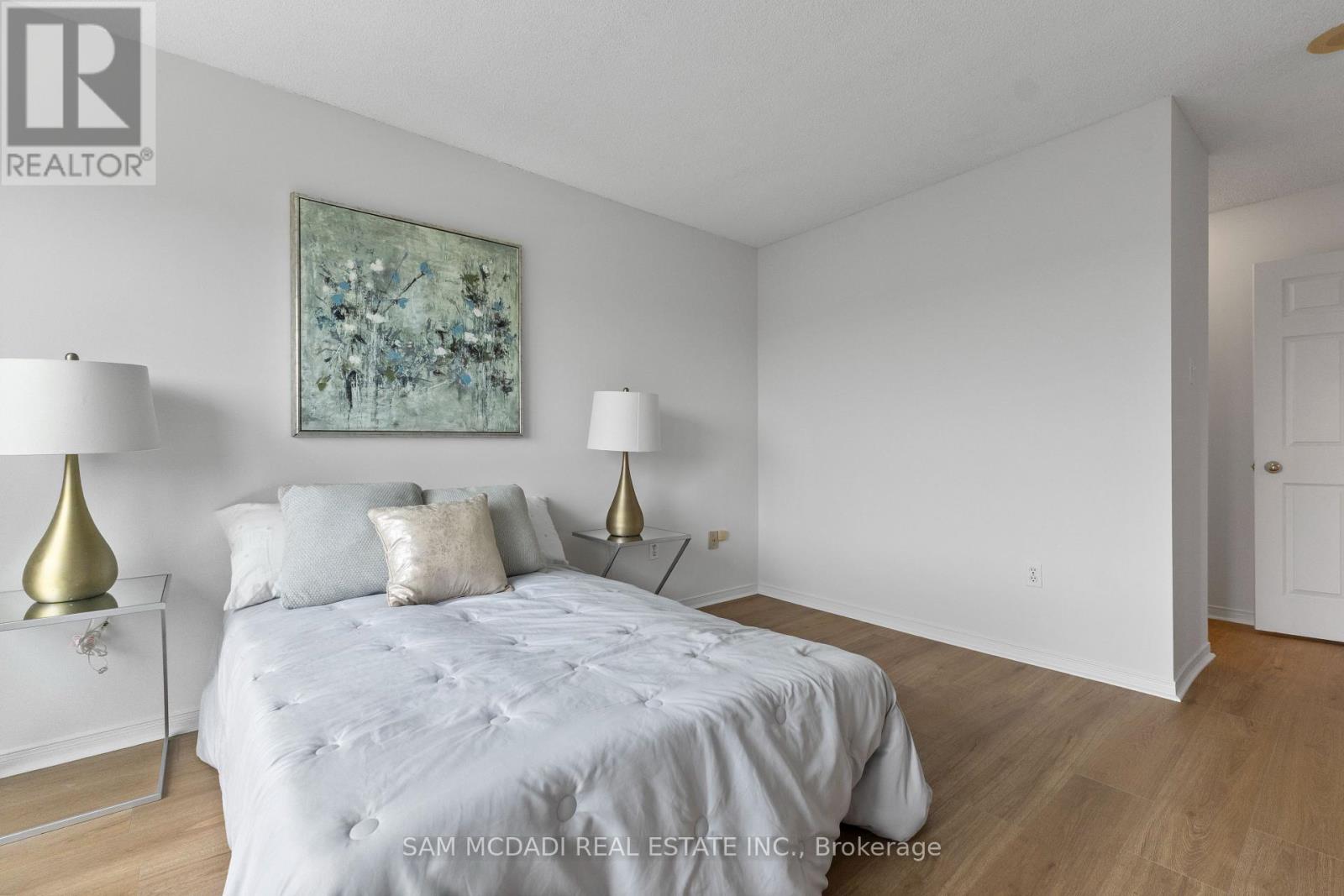 708 - 2177 Burnhamthorpe Road W, Mississauga, Ontario  L5L 5P9 - Photo 17 - W12989712