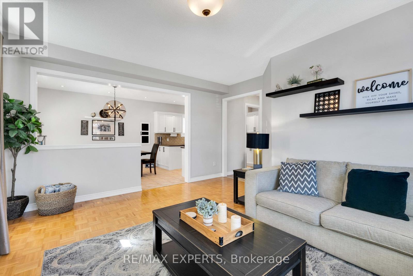 52 Goreridge Crescent, Brampton, Ontario  L6P 1P1 - Photo 12 - W12989724