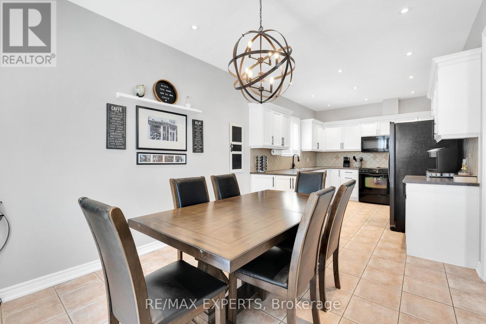 52 Goreridge Crescent, Brampton, Ontario  L6P 1P1 - Photo 17 - W12989724