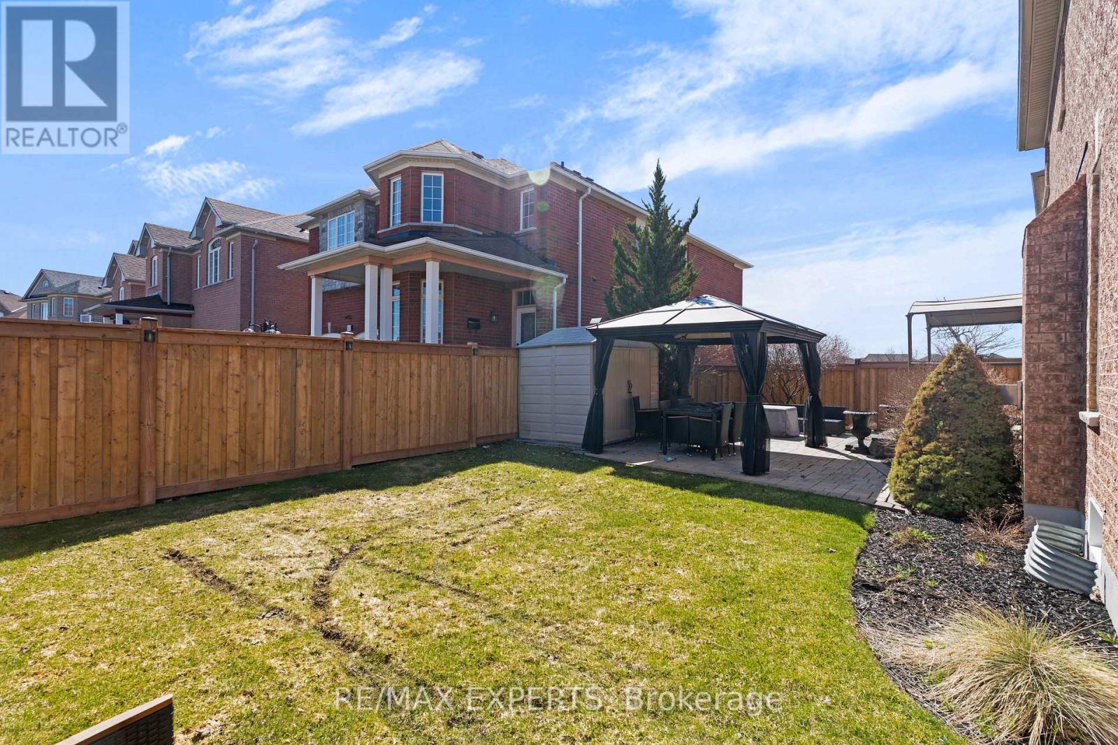 52 Goreridge Crescent, Brampton, Ontario  L6P 1P1 - Photo 45 - W12989724