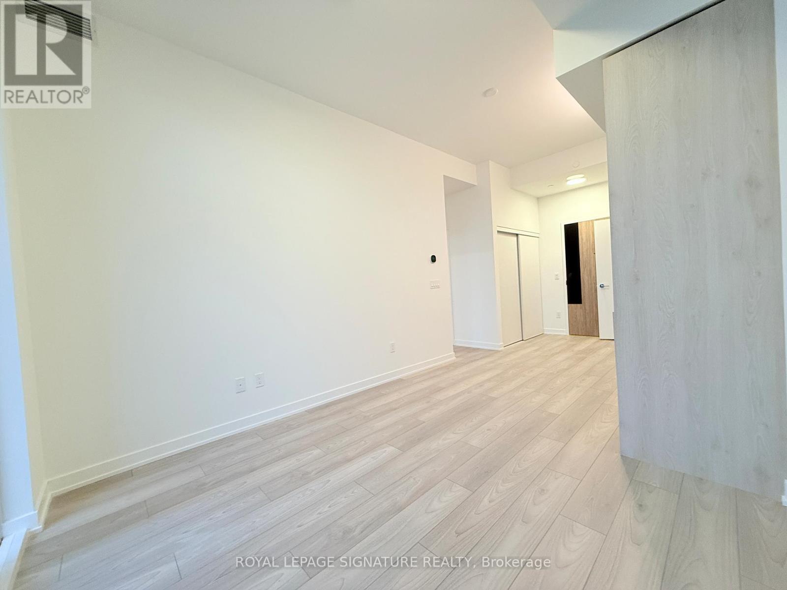 923 - 1007 The Queensway, Toronto, Ontario  M8Z 6C7 - Photo 6 - W12989740