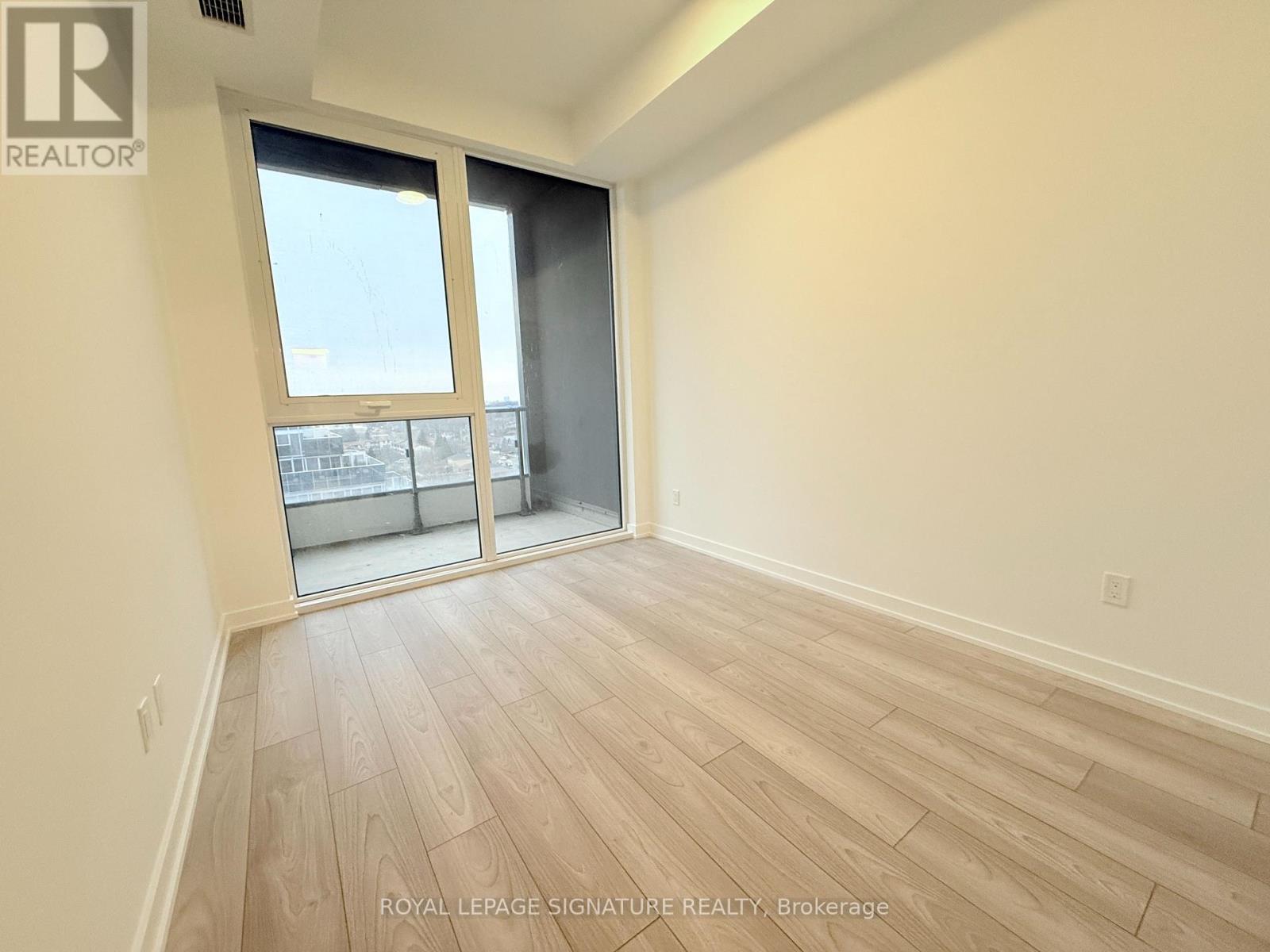 923 - 1007 The Queensway, Toronto, Ontario  M8Z 6C7 - Photo 9 - W12989740