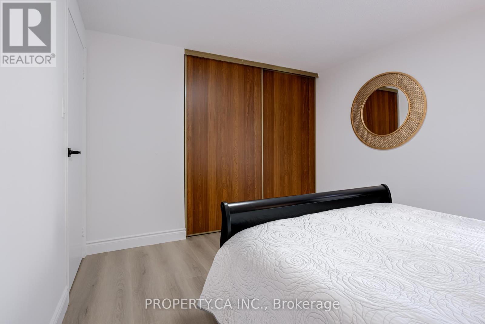 24 Ridler Court, Brampton, Ontario  L6X 2R1 - Photo 17 - W12989782