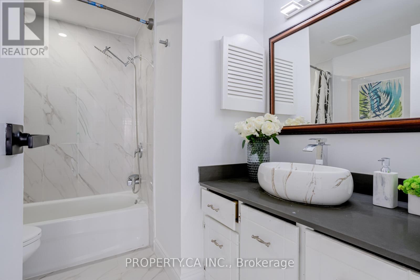 24 Ridler Court, Brampton, Ontario  L6X 2R1 - Photo 20 - W12989782