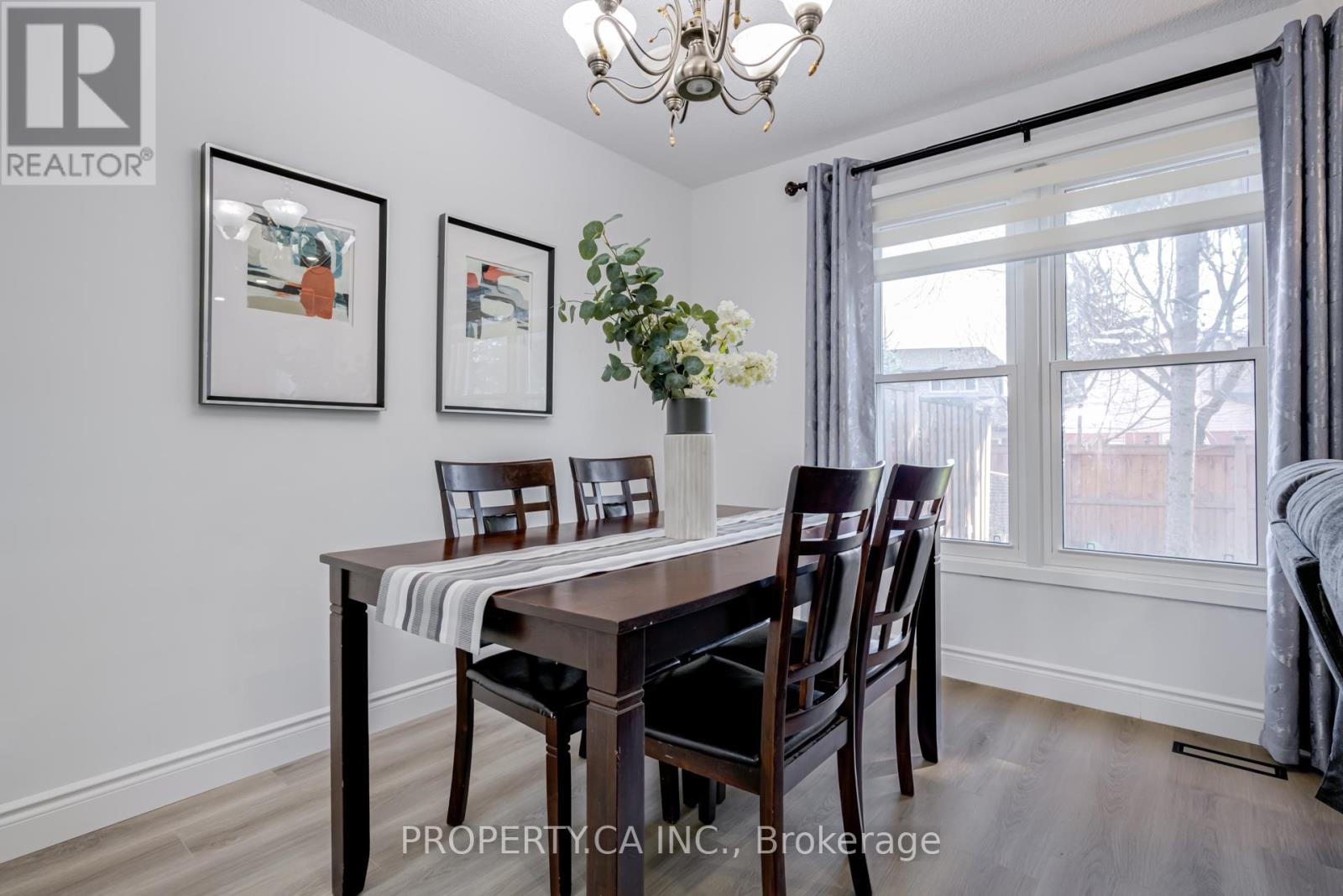 24 Ridler Court, Brampton, Ontario  L6X 2R1 - Photo 8 - W12989782