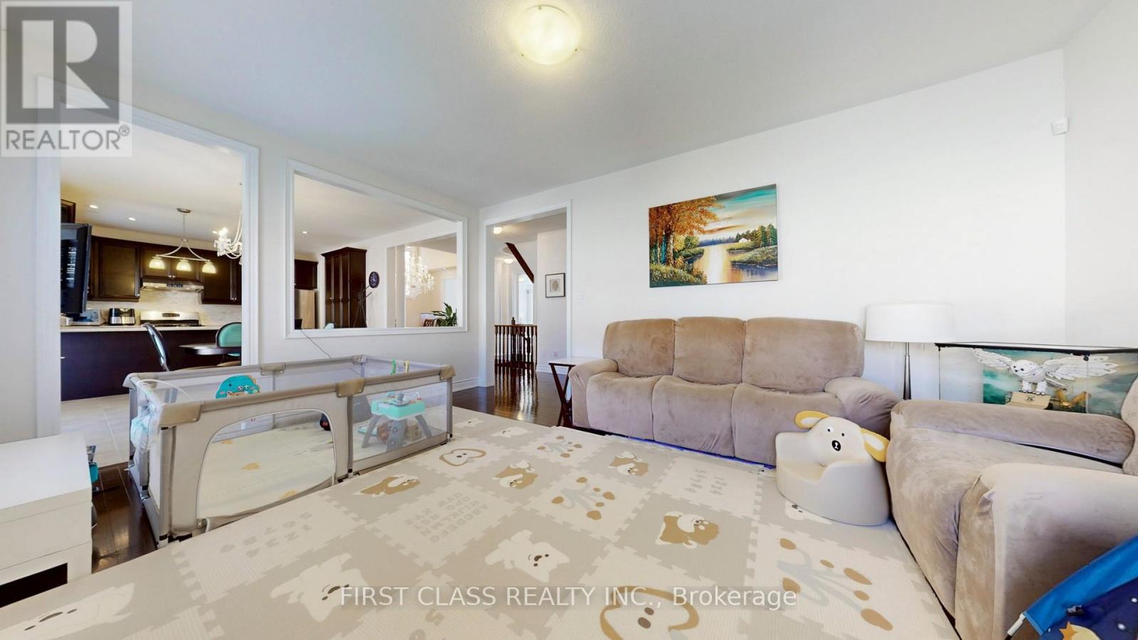 93 Royal West Drive, Brampton, Ontario  L6X 0V8 - Photo 11 - W12989854