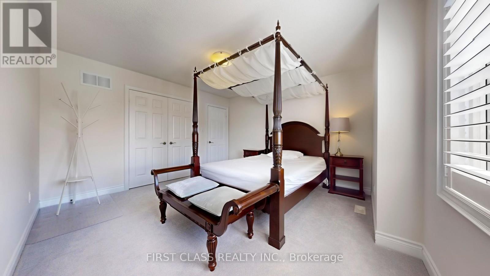 93 Royal West Drive, Brampton, Ontario  L6X 0V8 - Photo 31 - W12989854