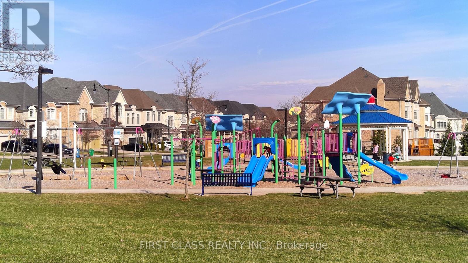 93 Royal West Drive, Brampton, Ontario  L6X 0V8 - Photo 46 - W12989854