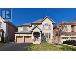 93 ROYAL WEST DRIVE, Brampton, Ontario