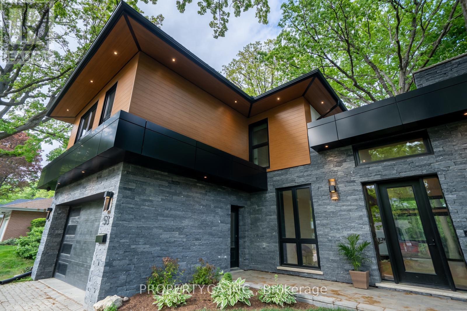 58 Farningham Crescent, Toronto, Ontario  M9B 3B6 - Photo 31 - W12989902