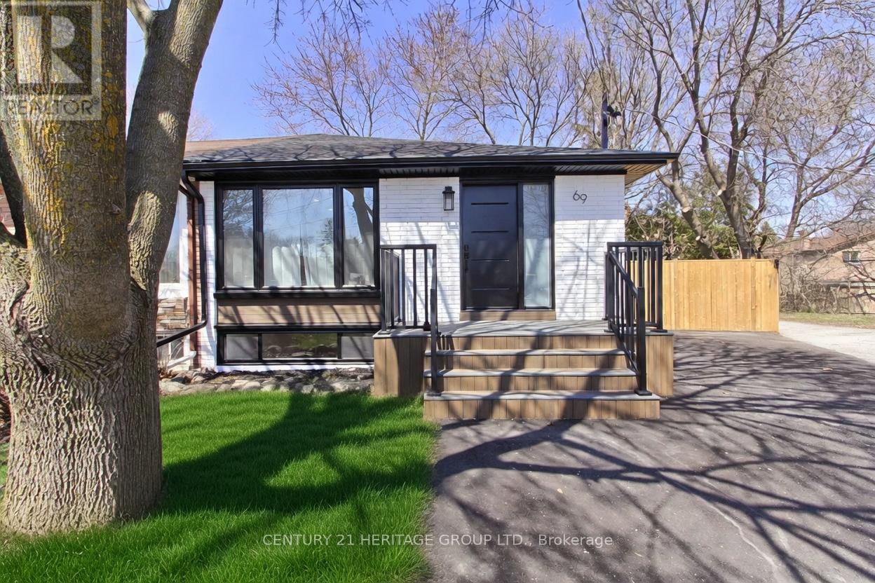 69 MARLIN COURT, Newmarket, Ontario