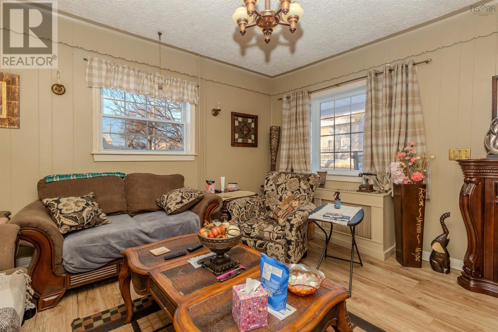 70 Fraser Avenue, Sydney Mines, Nova Scotia  B1V 2C3 - Photo 20 - 202601449