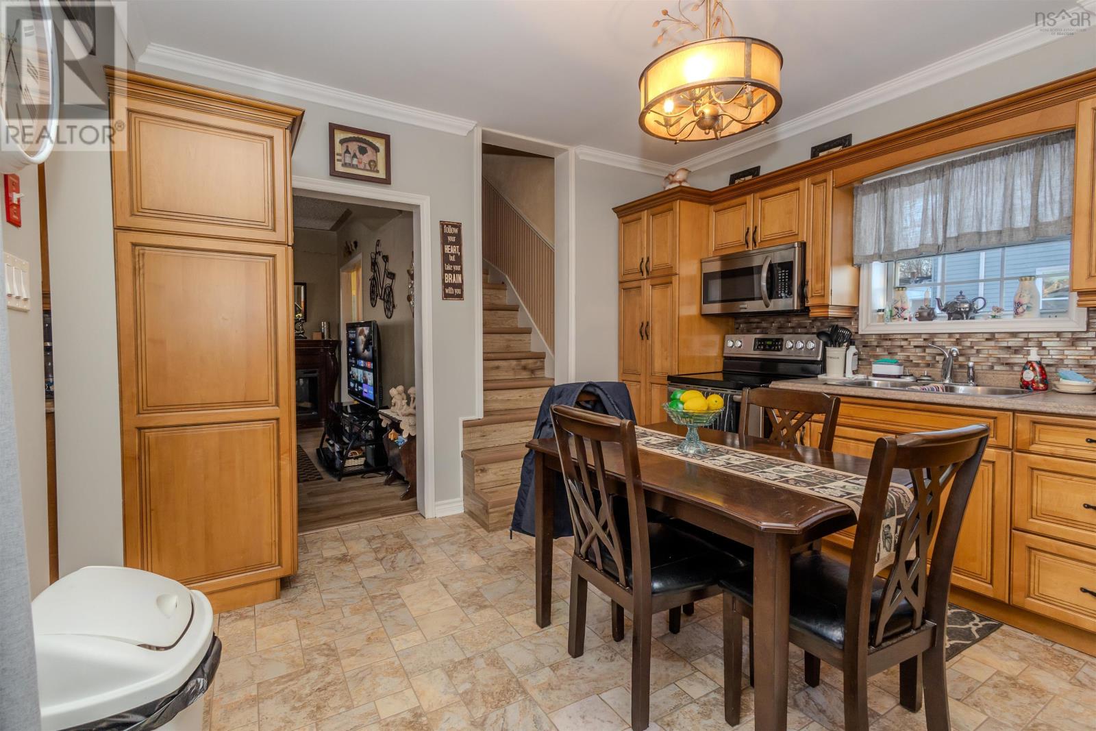 70 Fraser Avenue, Sydney Mines, Nova Scotia  B1V 2C3 - Photo 14 - 202601449