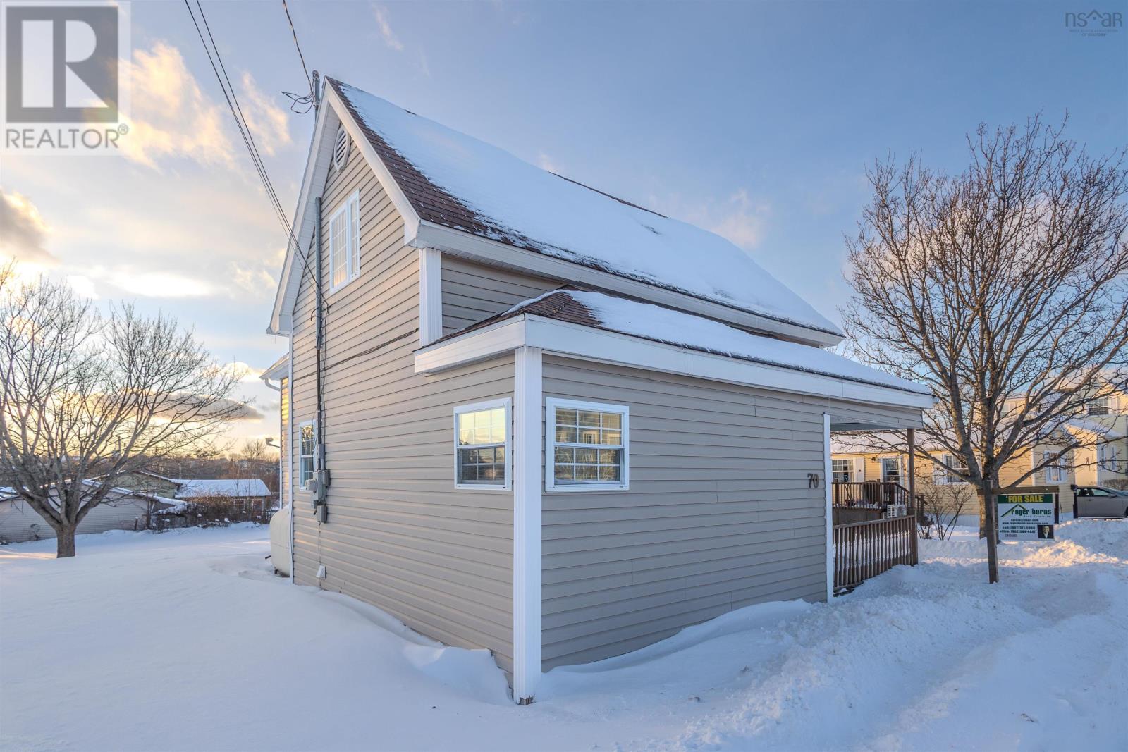 70 Fraser Avenue, Sydney Mines, Nova Scotia  B1V 2C3 - Photo 9 - 202601449