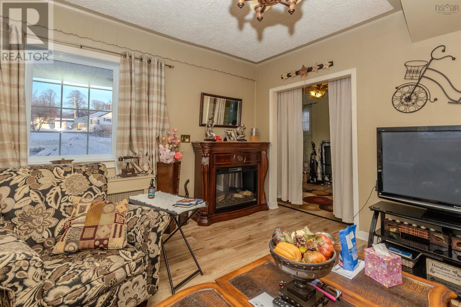 70 Fraser Avenue, Sydney Mines, Nova Scotia  B1V 2C3 - Photo 21 - 202601449