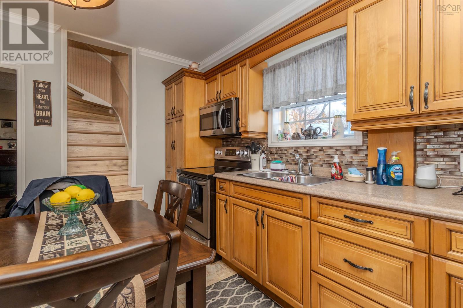 70 Fraser Avenue, Sydney Mines, Nova Scotia  B1V 2C3 - Photo 15 - 202601449