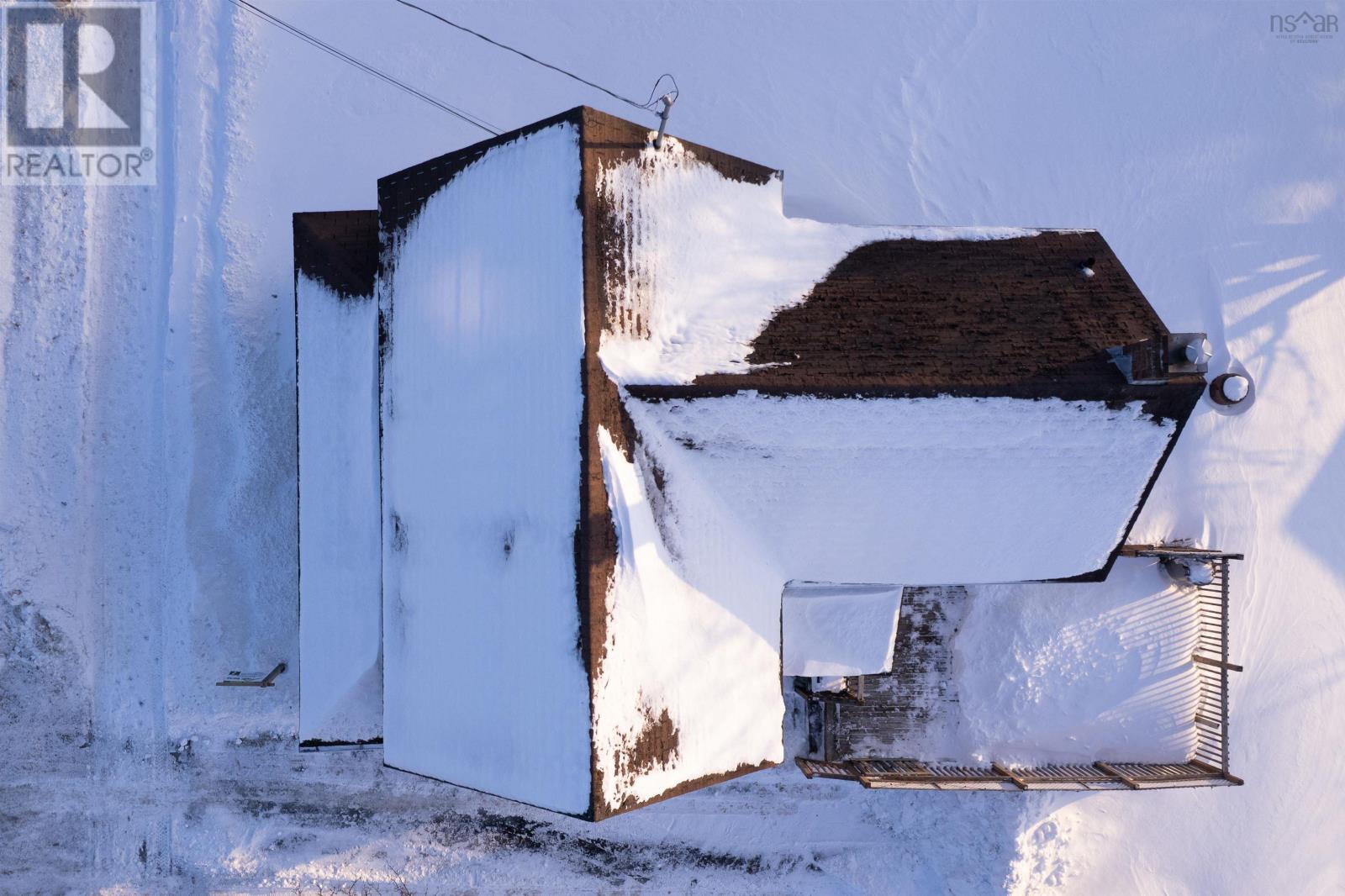 70 Fraser Avenue, Sydney Mines, Nova Scotia  B1V 2C3 - Photo 6 - 202601449