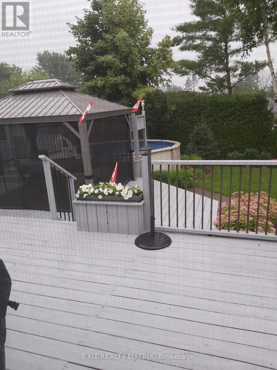 636 Front Road, Champlain, Ontario K0B 1K0 - Photo 29 - X12798014