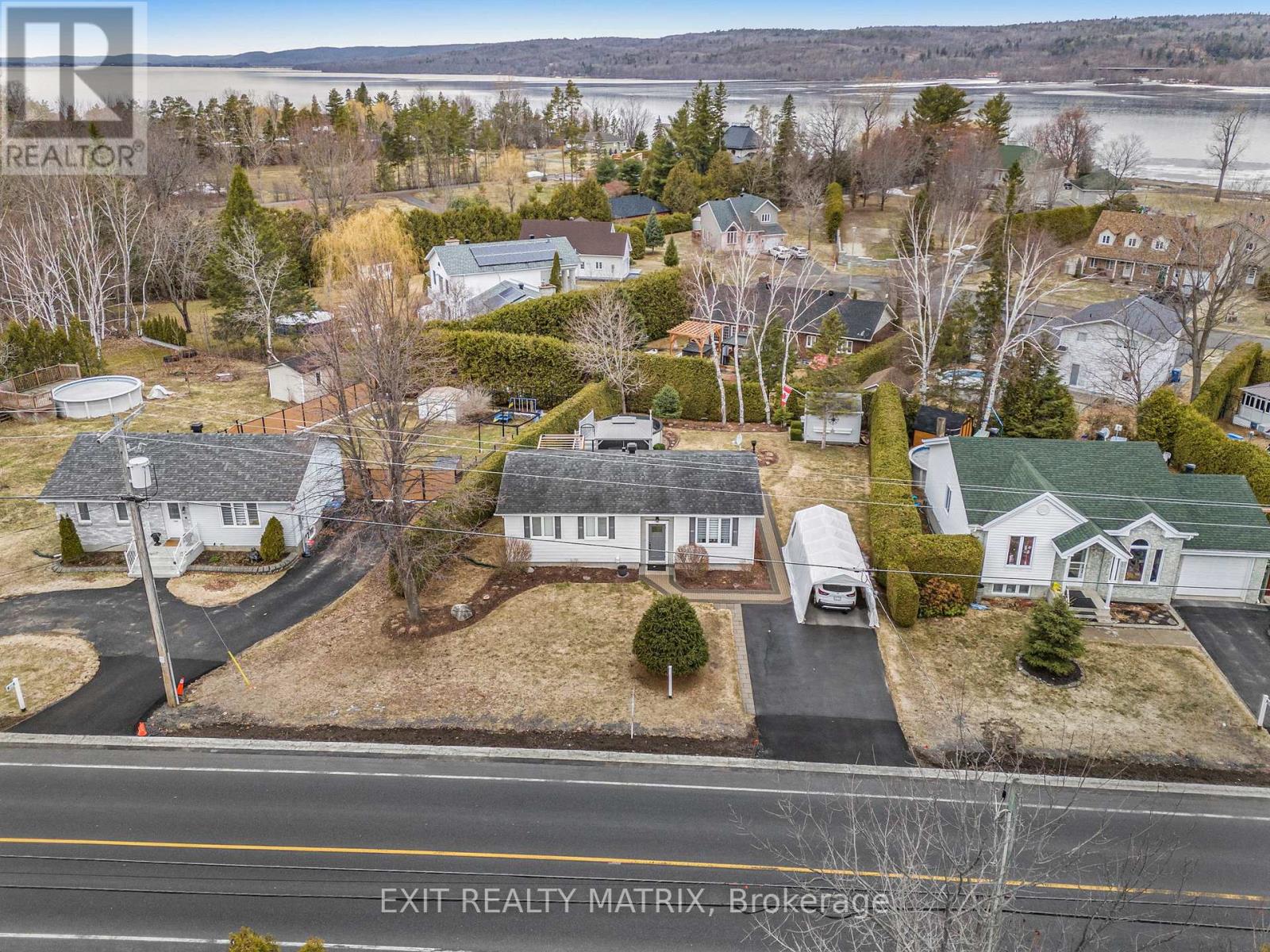 636 Front Road, Champlain, Ontario K0B 1K0 - Photo 40 - X12798014