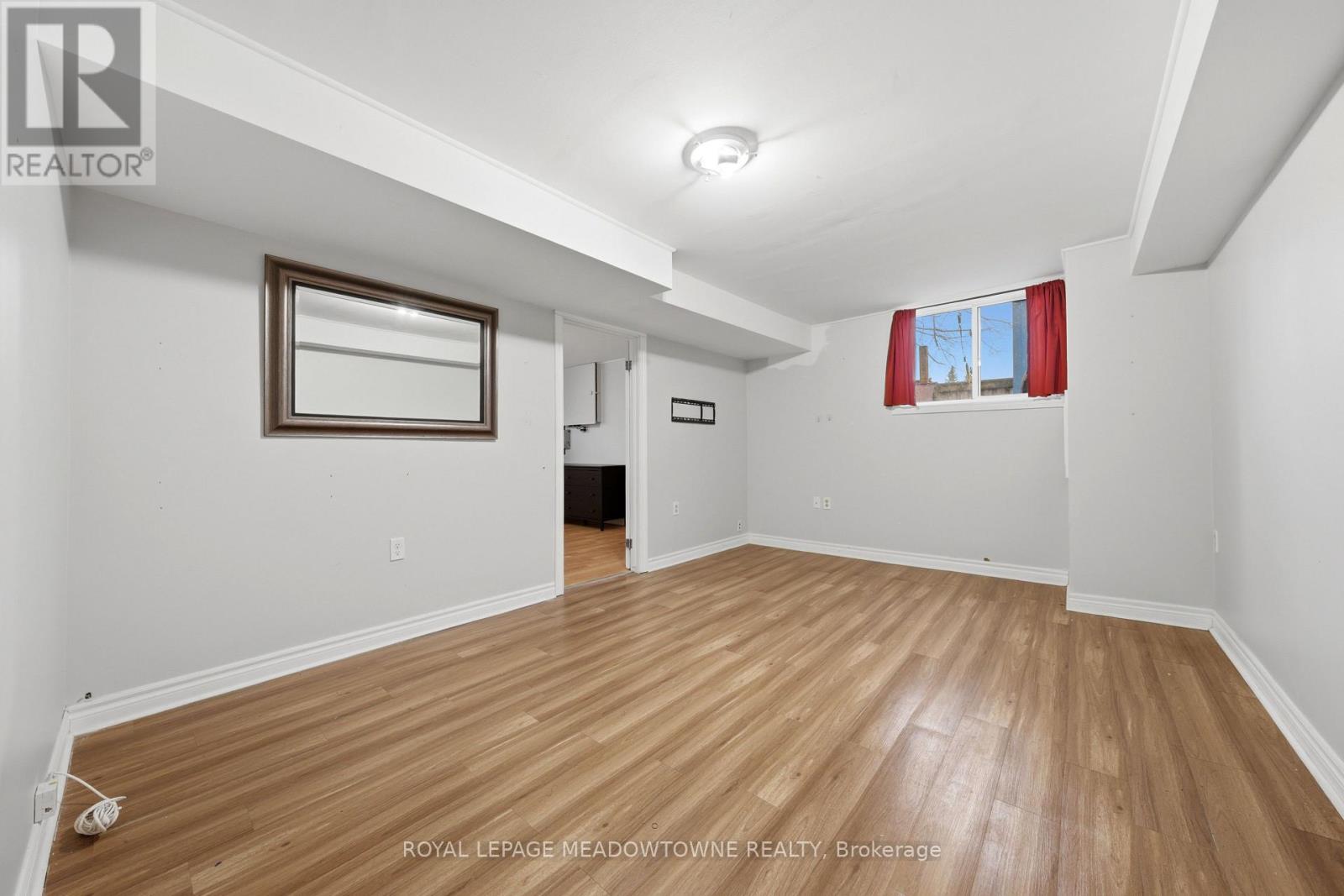 Lower - 545 Hill Street E, Centre Wellington, Ontario N1M 2X9 - Photo 10 - X12989520