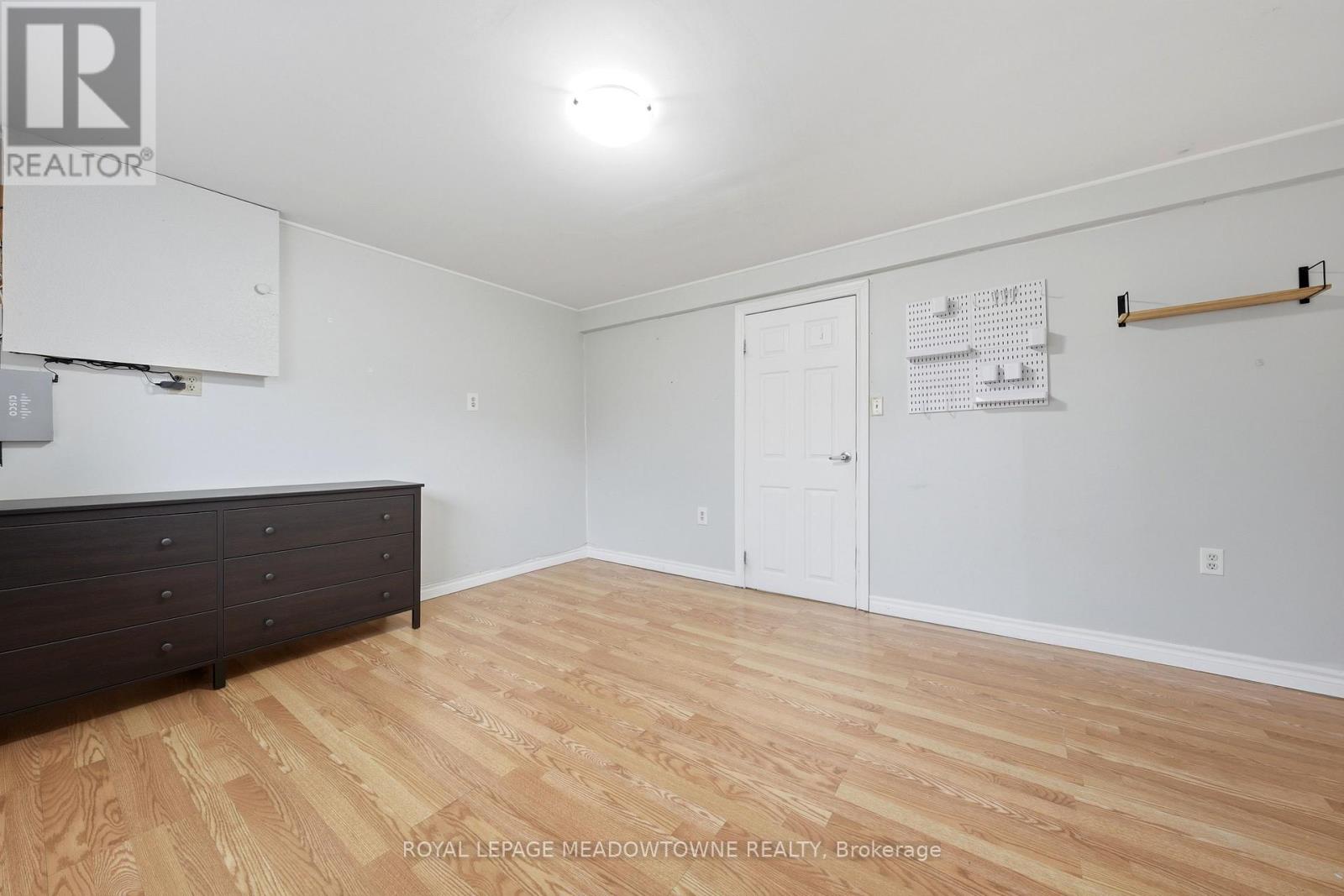 Lower - 545 Hill Street E, Centre Wellington, Ontario N1M 2X9 - Photo 13 - X12989520