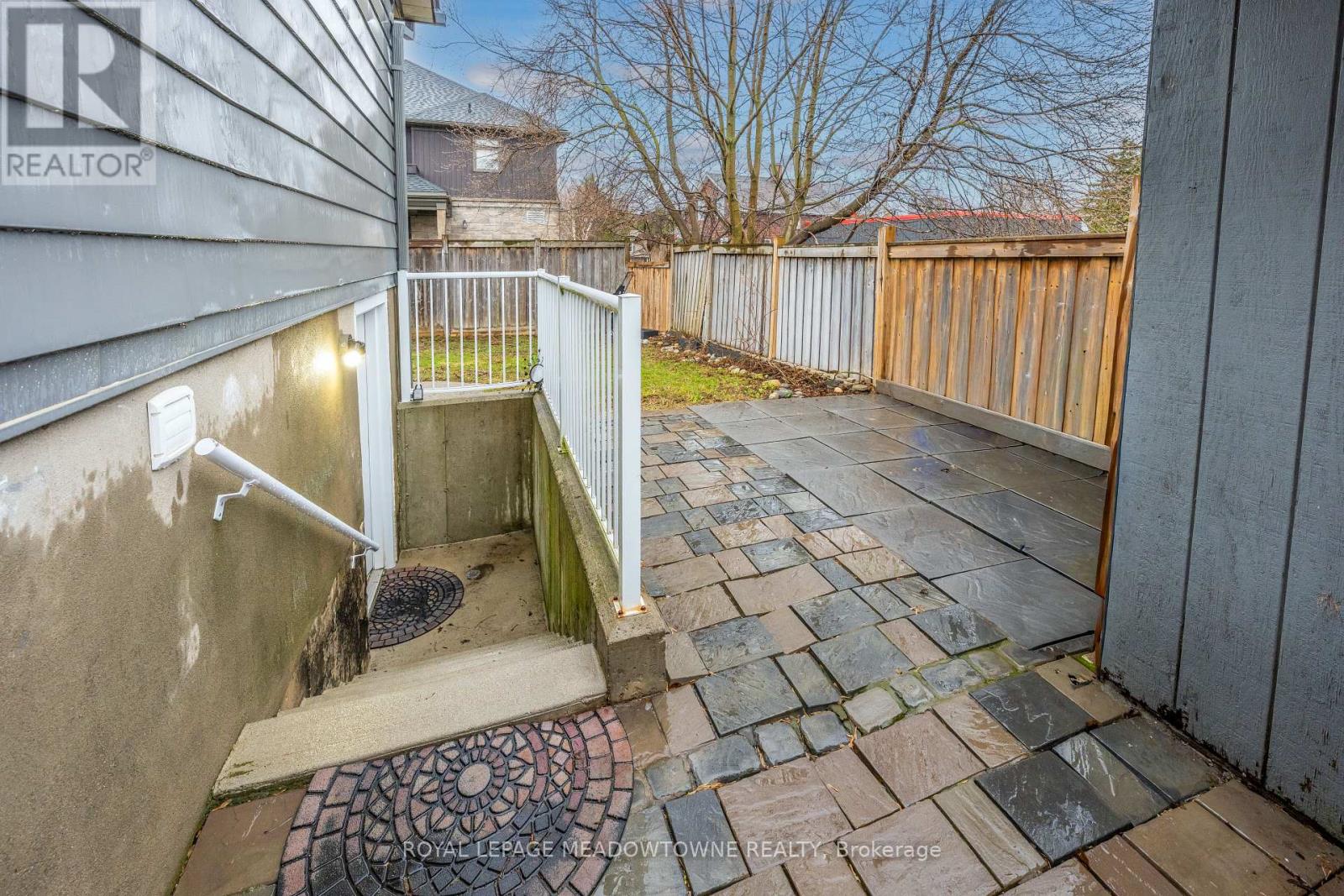 Lower - 545 Hill Street E, Centre Wellington, Ontario N1M 2X9 - Photo 3 - X12989520