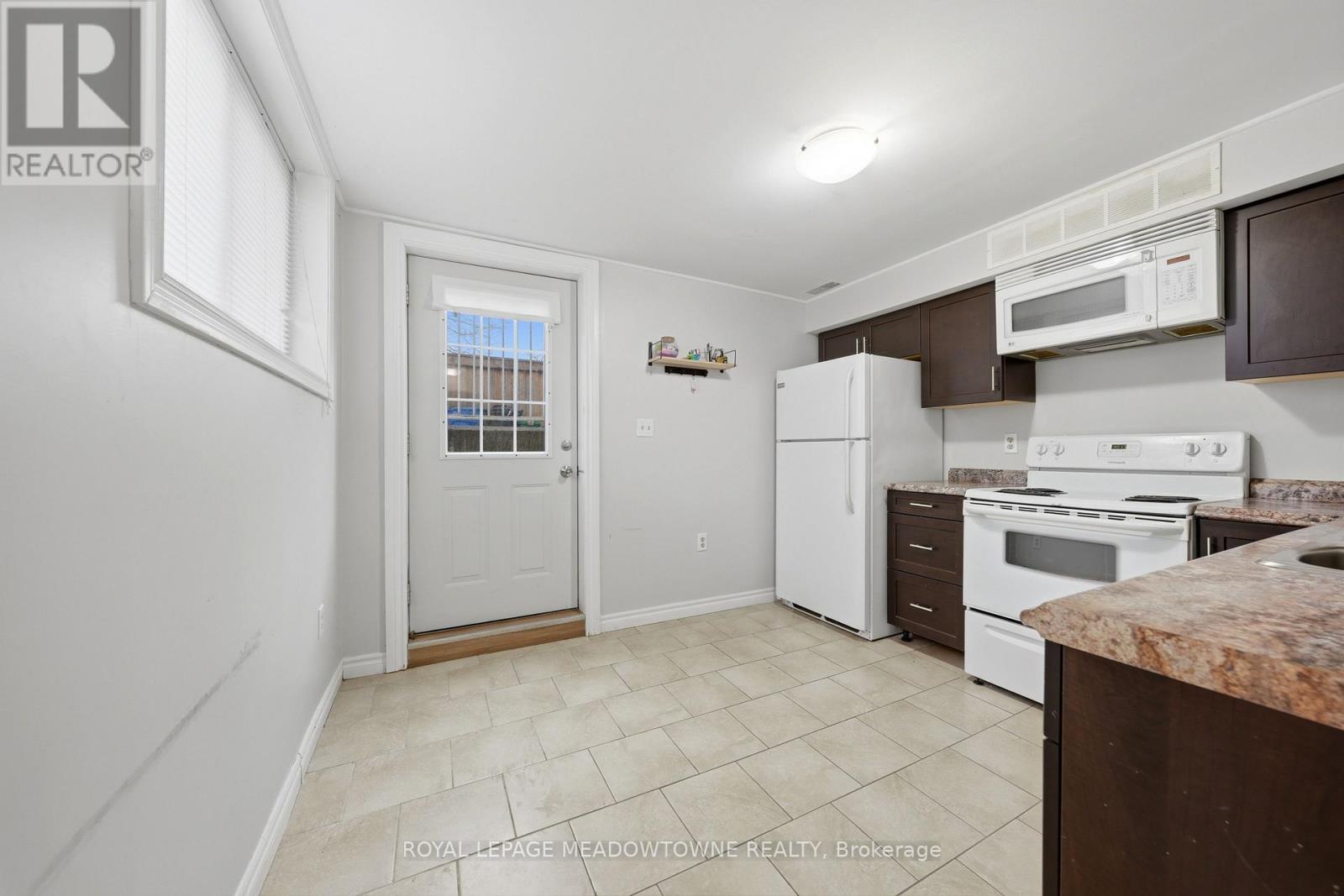 Lower - 545 Hill Street E, Centre Wellington, Ontario N1M 2X9 - Photo 5 - X12989520