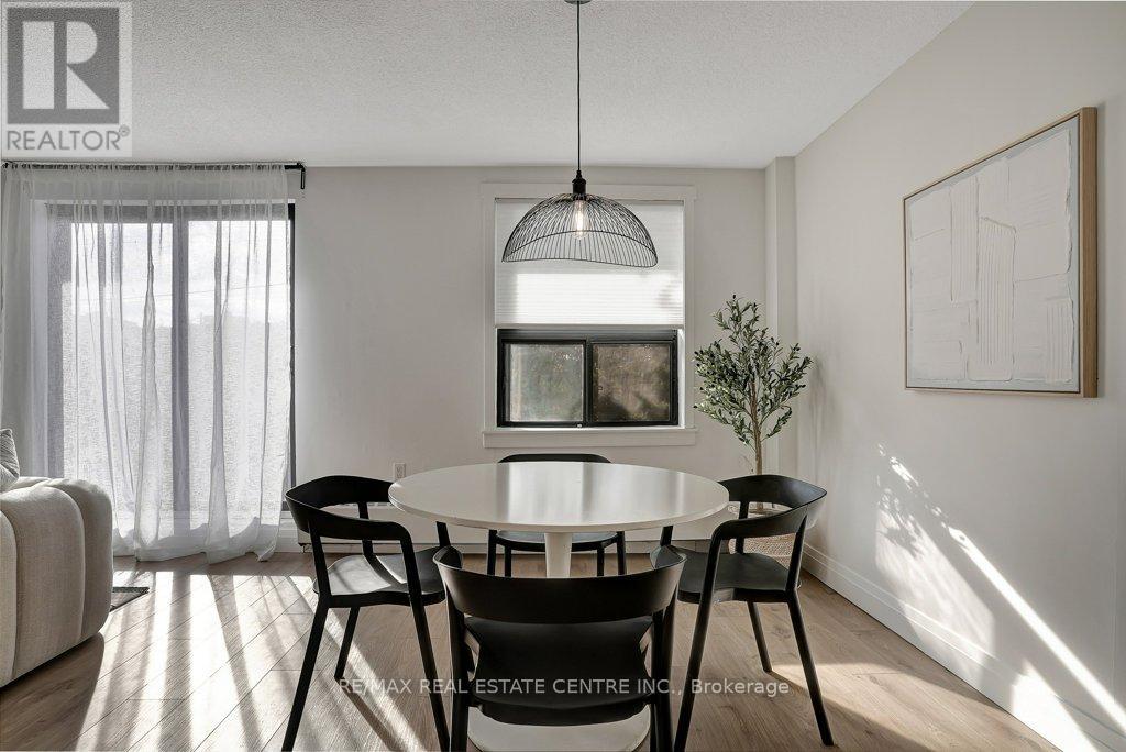 107 - 1100 Courtland Avenue E, Kitchener, Ontario  N2C 2H9 - Photo 14 - X12989668